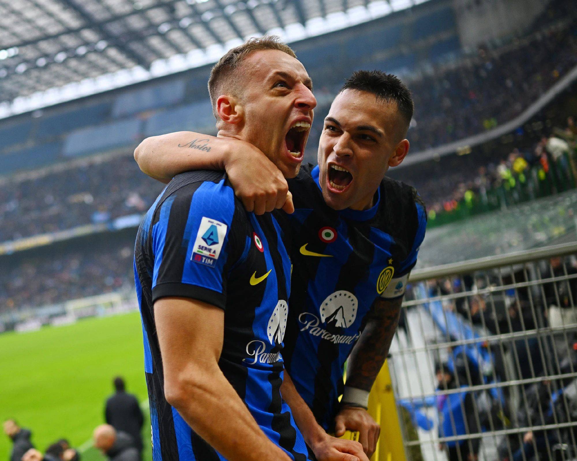 样的年轻球 样的年轻球