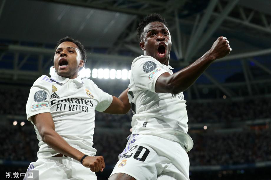 年轻球员及 年轻球员及