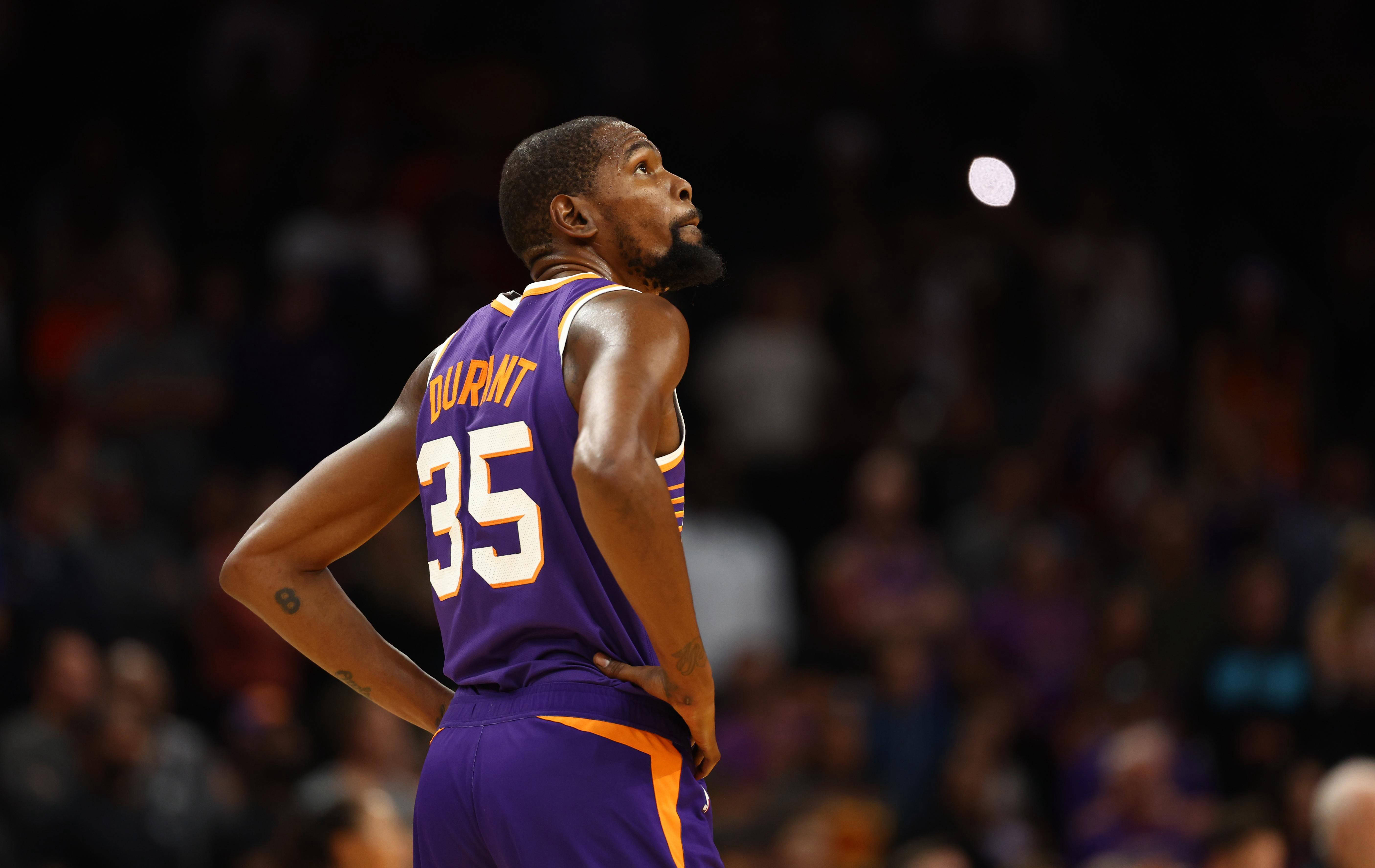 她需要通过 她需要通过